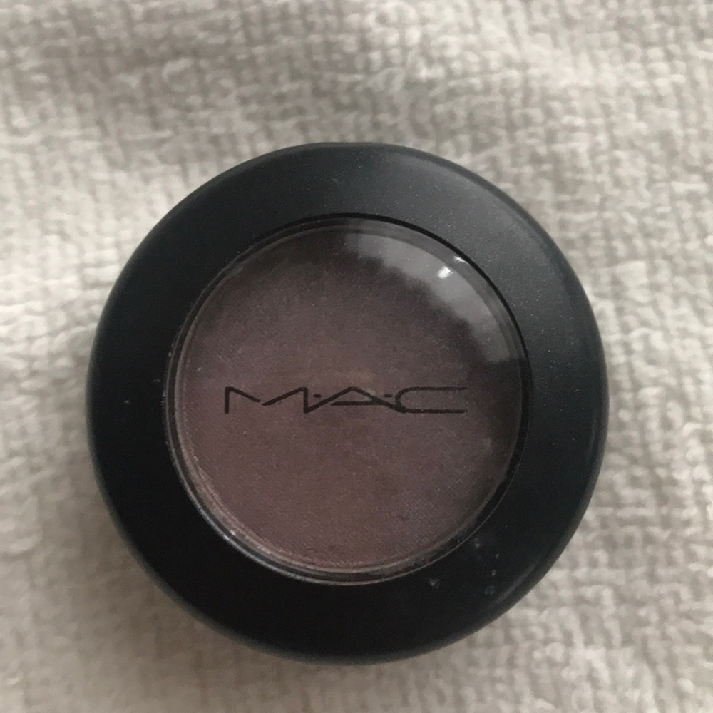 MAC eyeshadow
